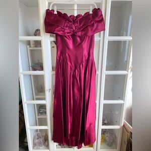 Gunne Sax (jessica mcclintock) Elegant Burgundy Off-Shoulder Dress